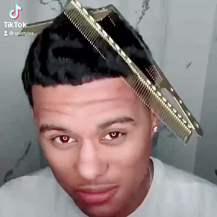 Exclusive Gold Barber Combs – Lightweight & Durable
