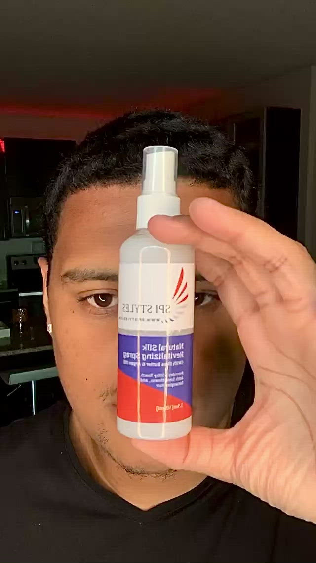 A lightweight detangling mist that softens and conditions waves while preventing frizz and breakage